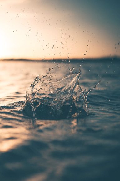 Communicate with impact A drop in the ocean